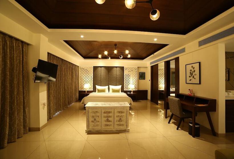 Suite Real, The Lagoona Resort