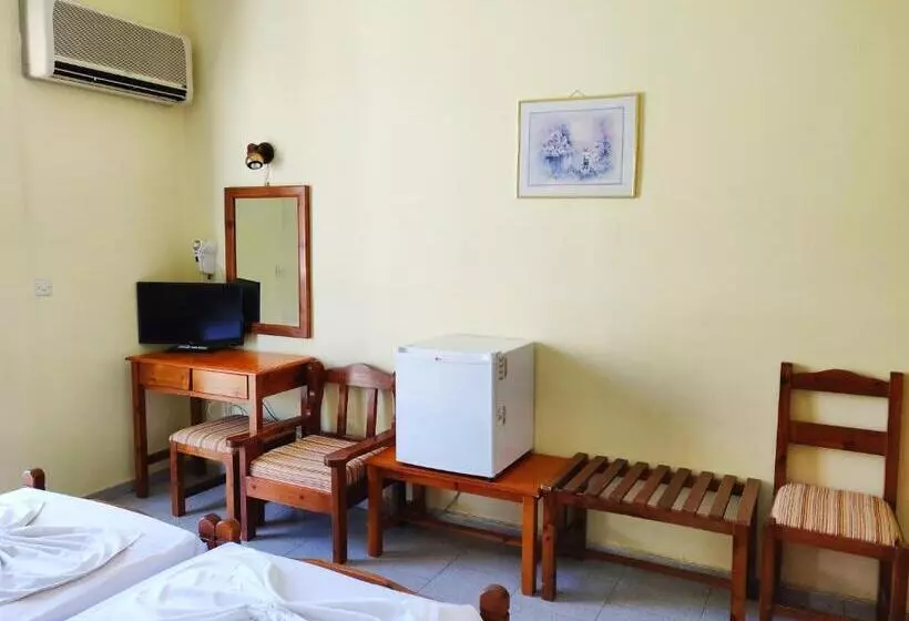 バルコニー付きスタンダードルーム, Titania Hotel Karpathos