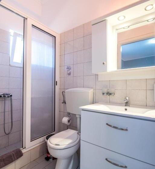 带海景的标准工作室, Katerina