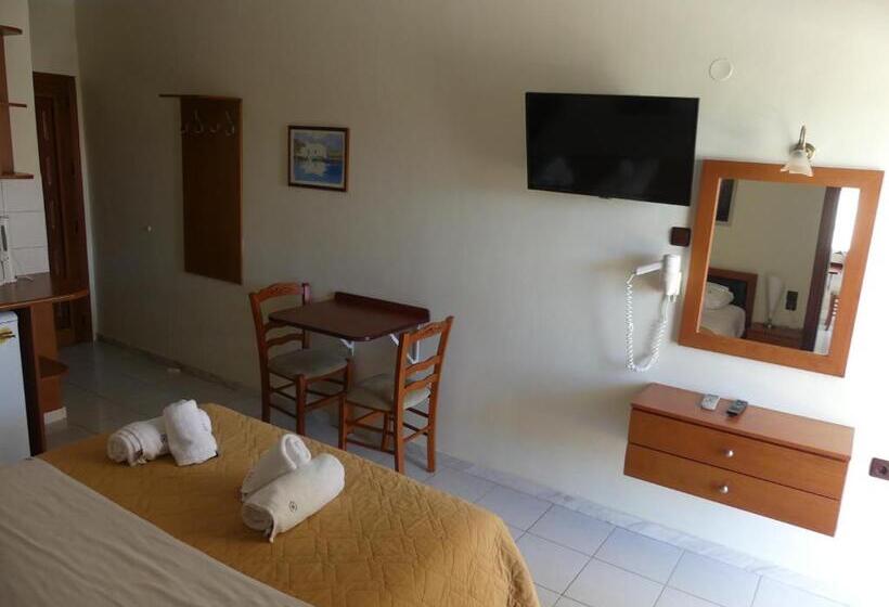 חדר סטנדרט עם טרסה, Katerina