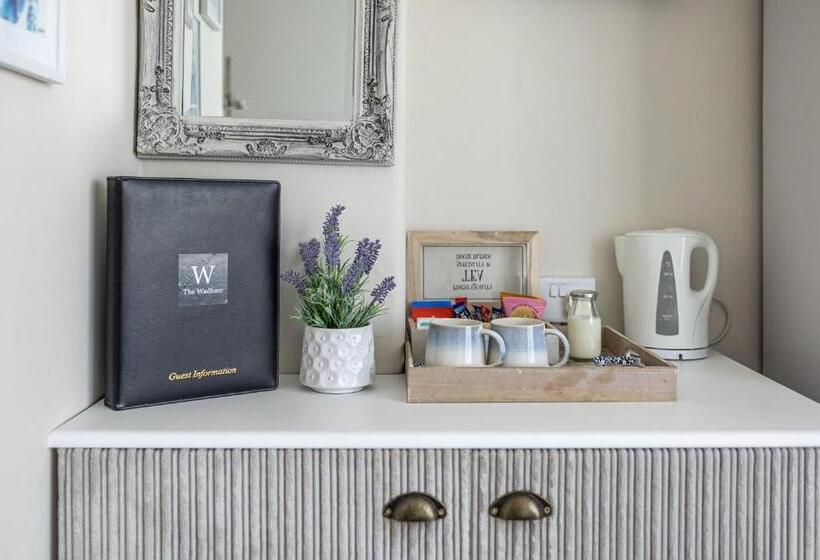 غرفة ديلوكس, The Wadham