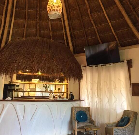 סוויטה, Toto Blue Hotel Boutique