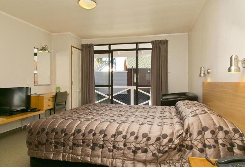 סוויטה, Turangi Bridge Motel