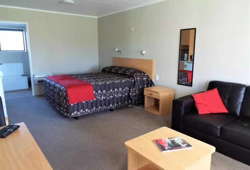 コンフォートルーム, Turangi Bridge Motel