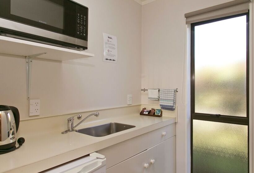 סוויטה, Turangi Bridge Motel