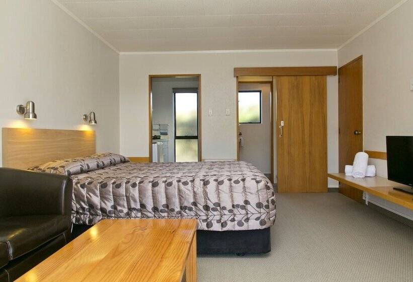 חדר משפחתי, Turangi Bridge Motel
