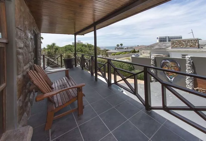 اتاق استاندارد, Lungile Backpackers Lodge