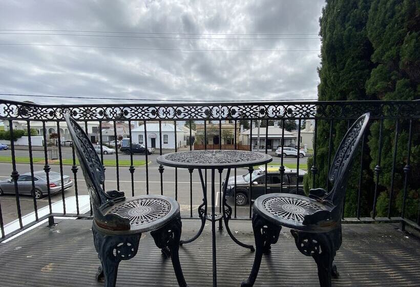 آپارتمان 1 خوابه, Banyan Place