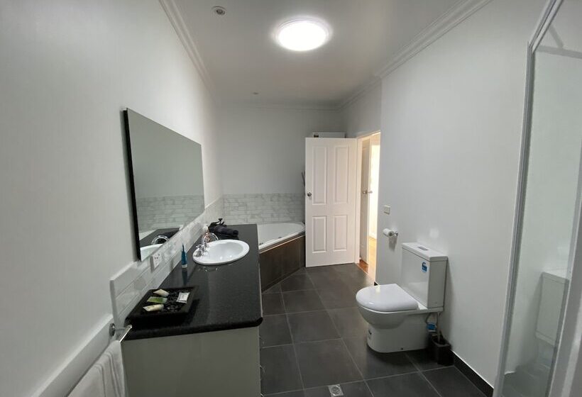 آپارتمان 1 خوابه, Banyan Place