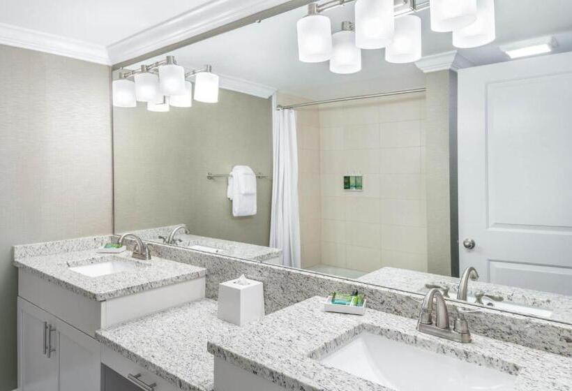 장애인을 위한 스위트, Bask Hotel At Big Rock Landing