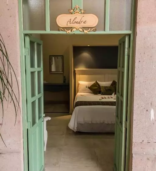 اتاق لوکس با تخت بزرگ, Casa Jose Maria