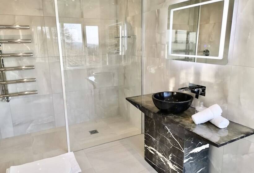 Suite Vista Muntanya, High Grassings Country House