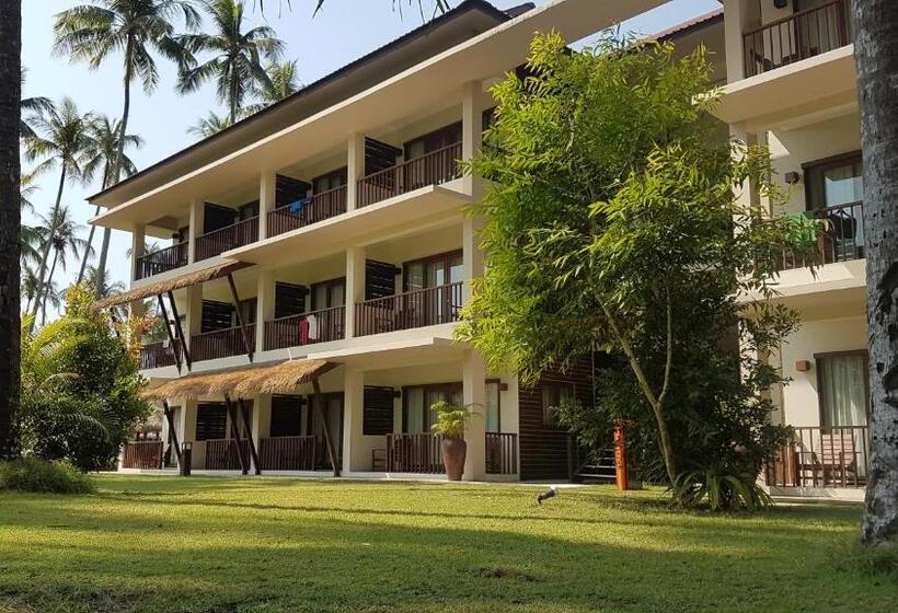 اتاق لوکس با چشم‌انداز باغ, Eskala Hotels & Resorts Ngwe Saung