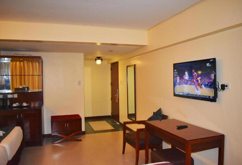패밀리 룸, Golden Phoenix Hotel Boracay