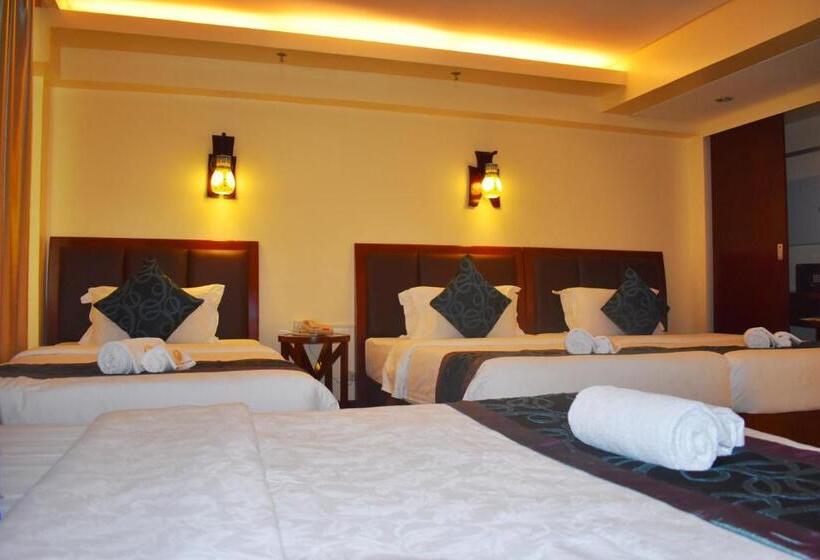 اتاق خانوادگی, Golden Phoenix Hotel Boracay