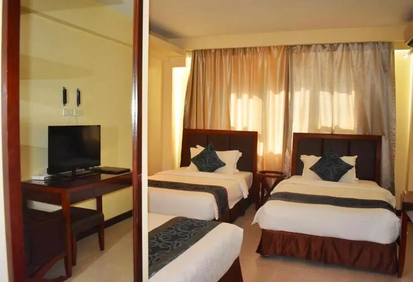 اتاق خانوادگی, Golden Phoenix Hotel Boracay