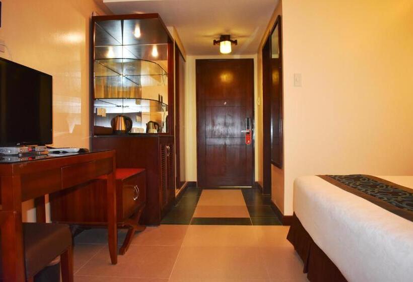 اتاق لوکس با تخت بزرگ, Golden Phoenix Hotel Boracay