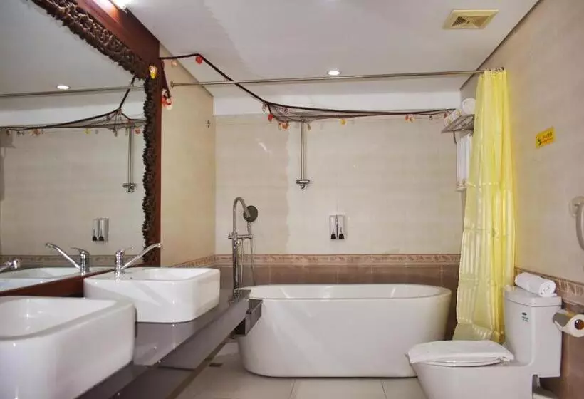 سوئیت با تخت بزرگ, Golden Phoenix Hotel Boracay