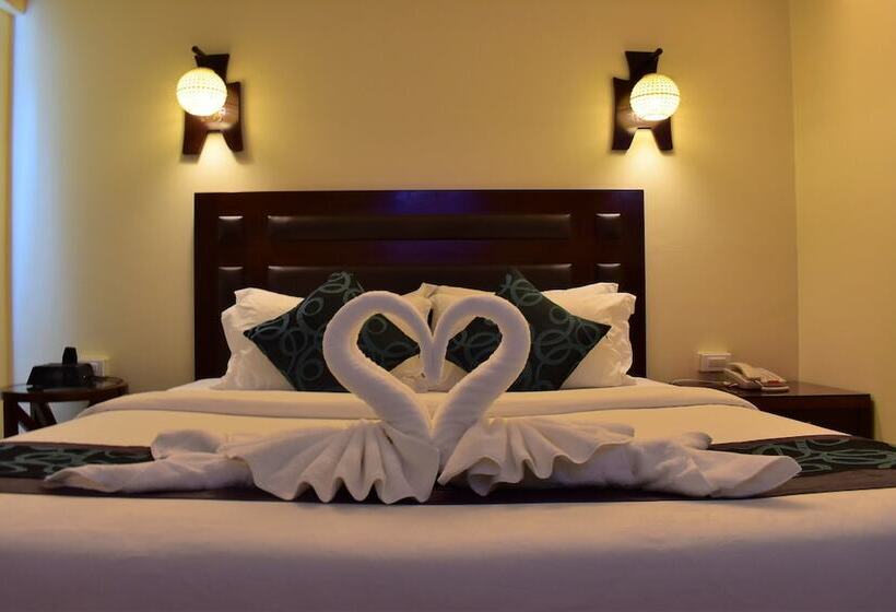 اتاق لوکس با تخت بزرگ, Golden Phoenix Hotel Boracay