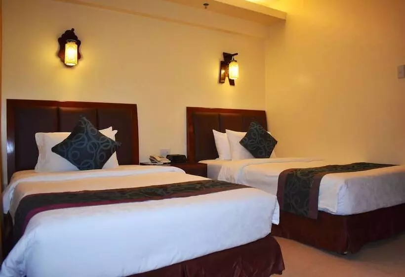 اتاق لوکس, Golden Phoenix Hotel Boracay