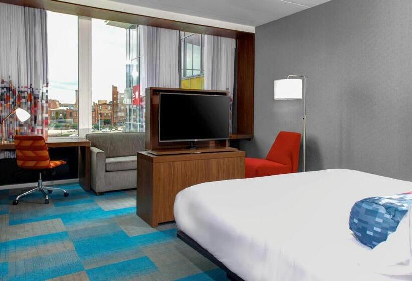 اتاق استاندارد با تخت بزرگ, Aloft Durham Downtown