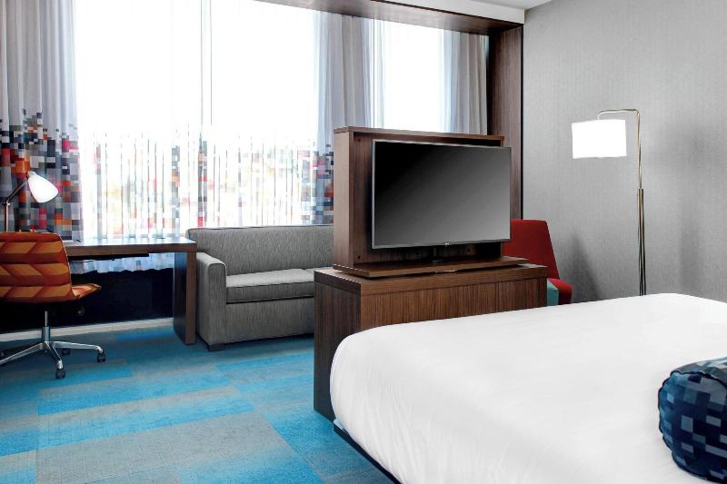 اتاق استاندارد با تخت بزرگ, Aloft Durham Downtown