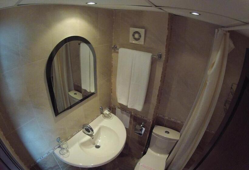 Duplex Suite, Apolis