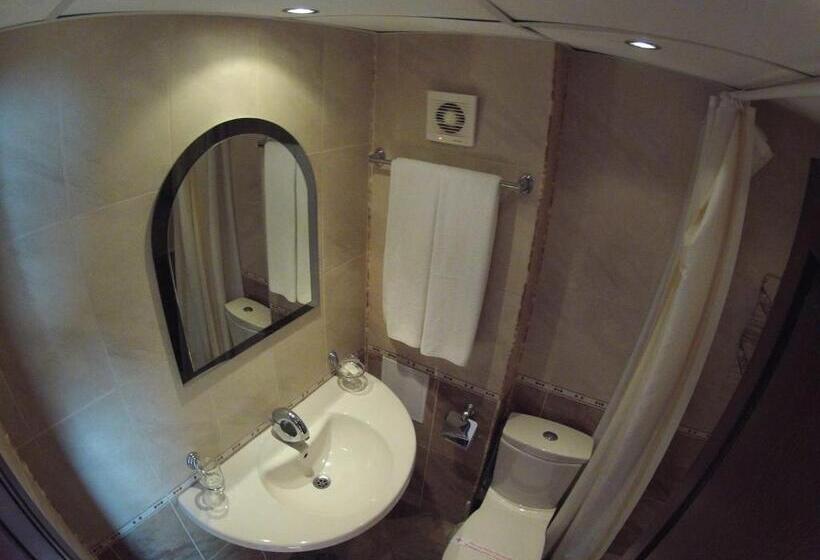 Duplex Suite, Apolis