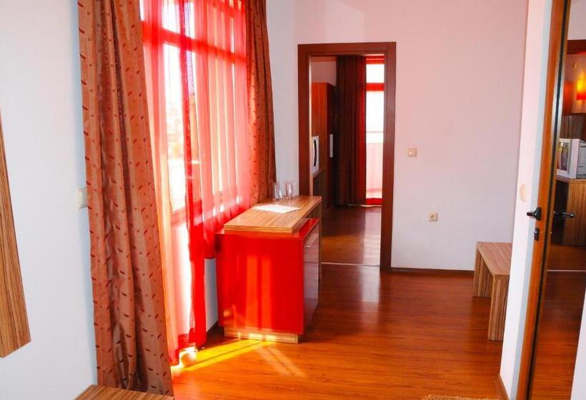 Junior Suite, Apolis