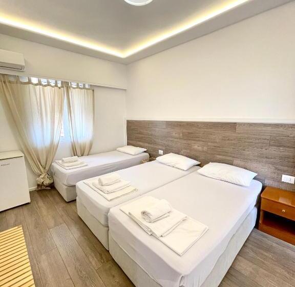 エコノミートリプルルーム, Aulona