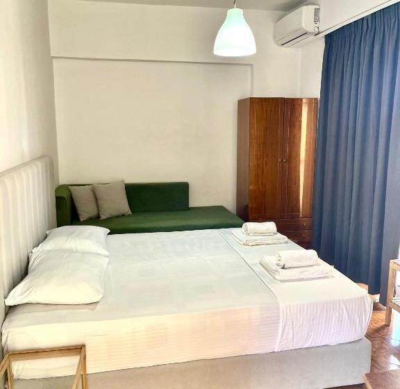 スタンダードルーム, Aulona