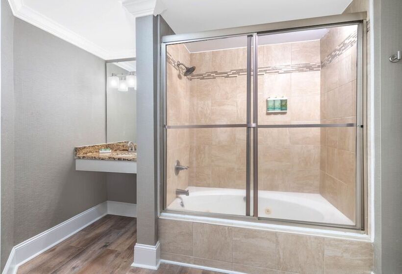 Люкс 2 Спальни, Bask Hotel At Big Rock Landing