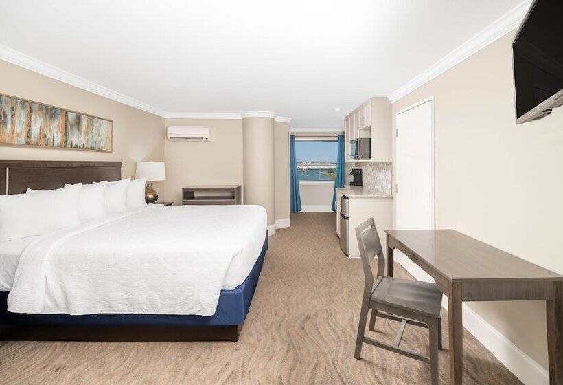 Люкс с Видом, Bask Hotel At Big Rock Landing