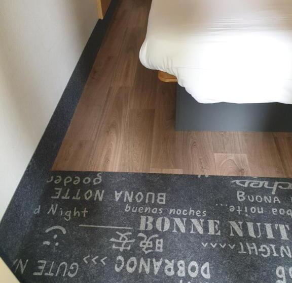 Четырехместный Номер Стандарт, B&b Hotel Auxerre Bourgogne