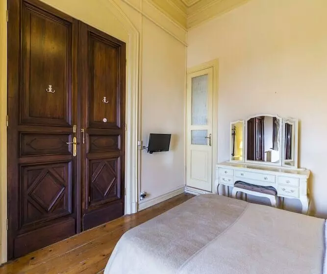 ファミリースイートの２ベッドルーム, Büyükada Anastasia Meziki History Mansion