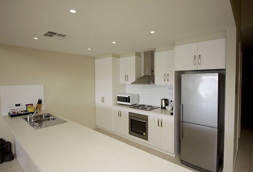 带3个卧室的豪华公寓, Wallaroo Marina Apartments