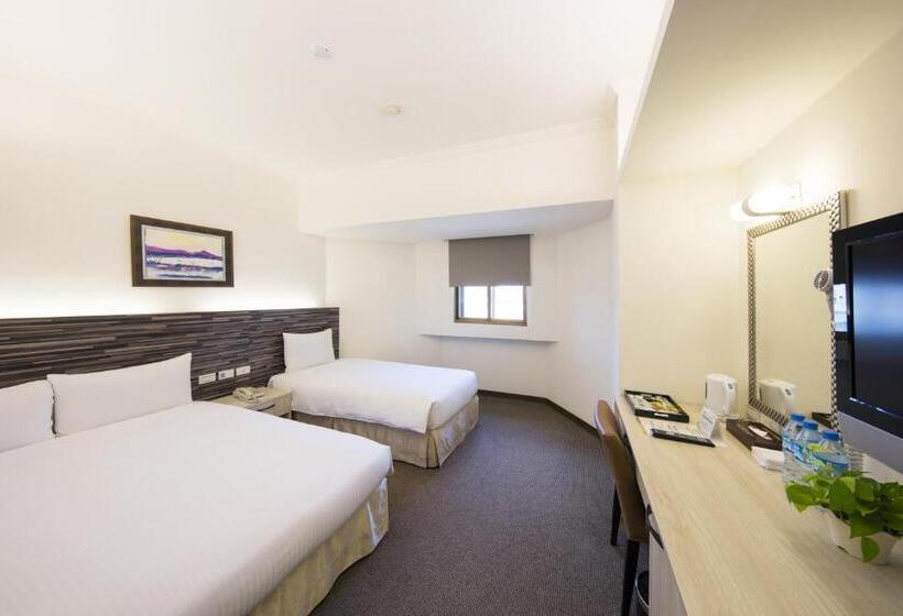 اتاق استاندارد سه نفره, Fulwon