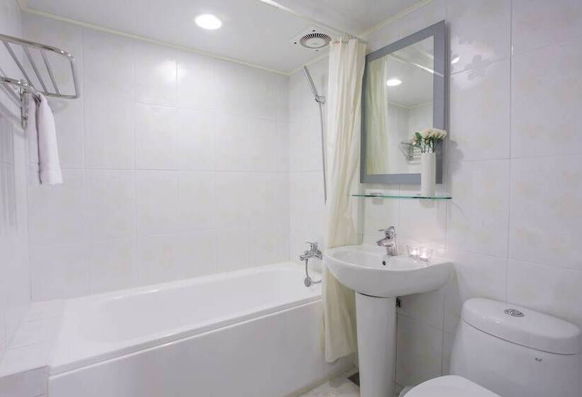 اتاق استاندارد یک نفره, Fulwon