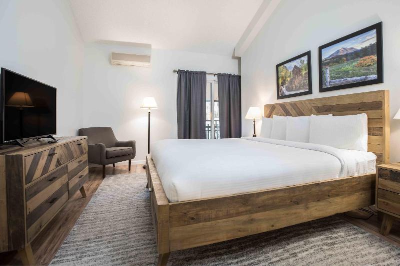 اتاق خانوادگی, Fulwon