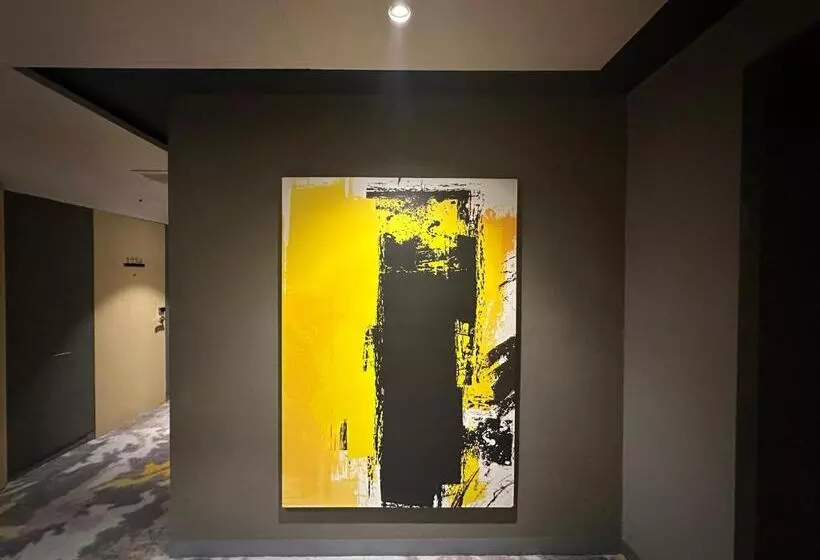 スタンダードルーム, Harris Hotel & Conventions Gubeng
