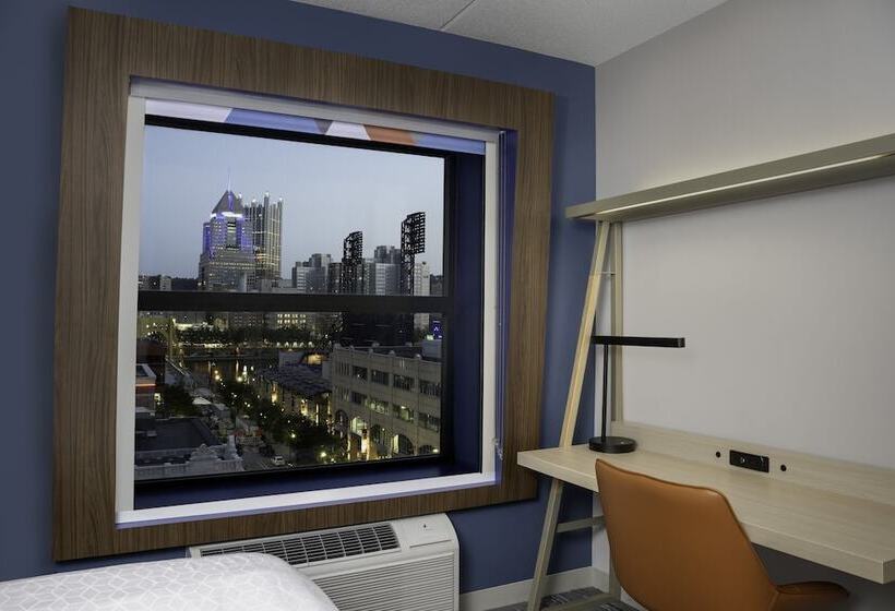 스탠다드 룸 더블 침대 2개, Holiday Inn Express & Suites Pittsburgh North Shore, An Ihg