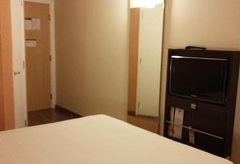 חדר סטנדרט, Ibis Belo Horizonte Savassi