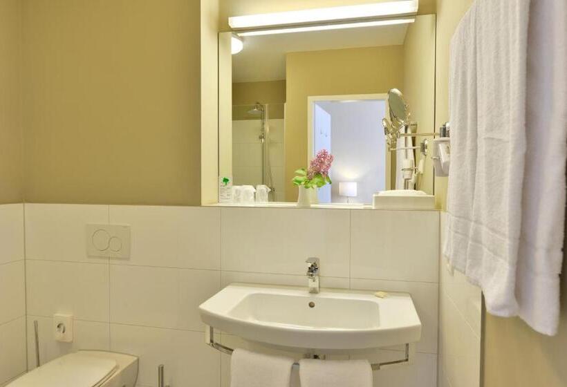 Номер Стандарт, Invite Hotel Fulda City Hauptbahnhof