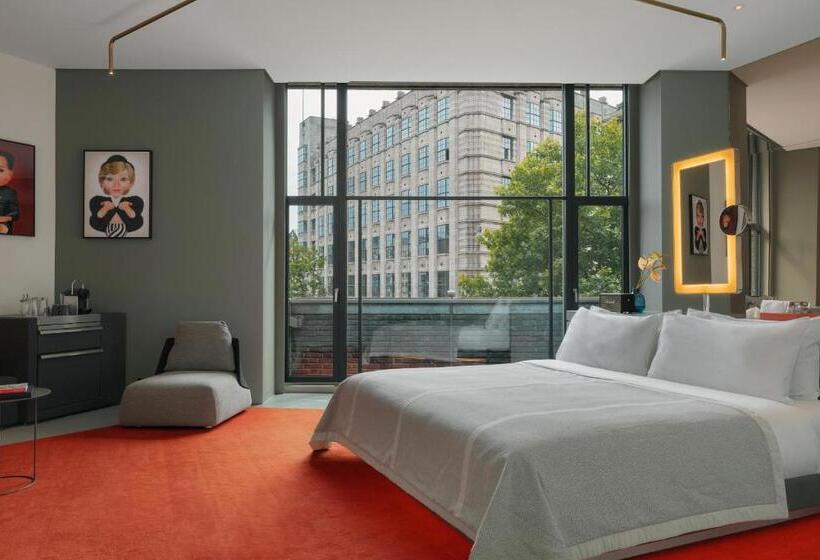 Büyük Çift Kişilik Yataklı Süit, W Amsterdam