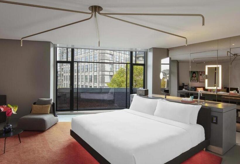 جناح سرير كينج, W Amsterdam