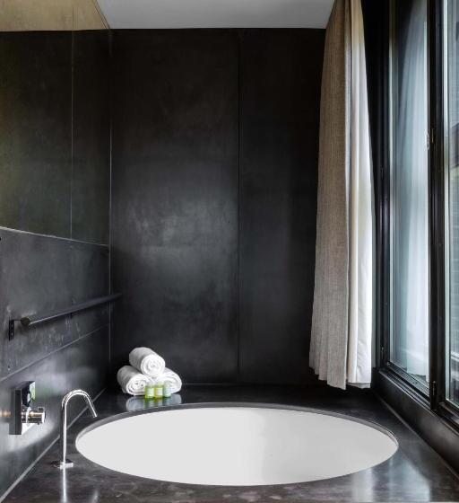 Büyük boy yataklı Standart Stüdyo, W Amsterdam