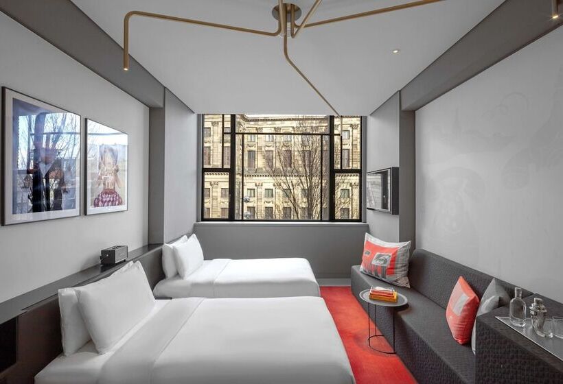 Standard Room City View, W Amsterdam