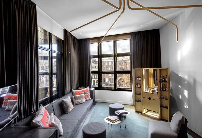 إستوديو قياسى ذو إطلالة, W Amsterdam