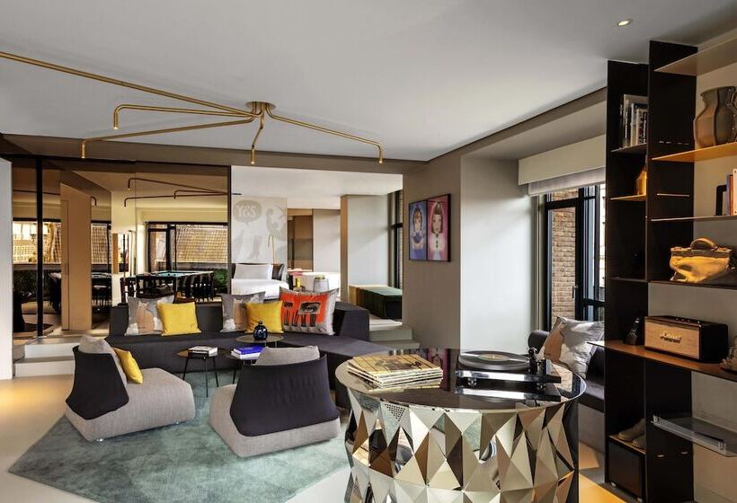 إستوديو قياسى, W Amsterdam