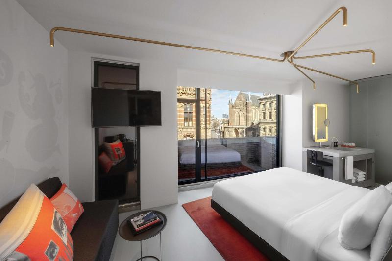 غرفة قياسية سرير كينج, W Amsterdam